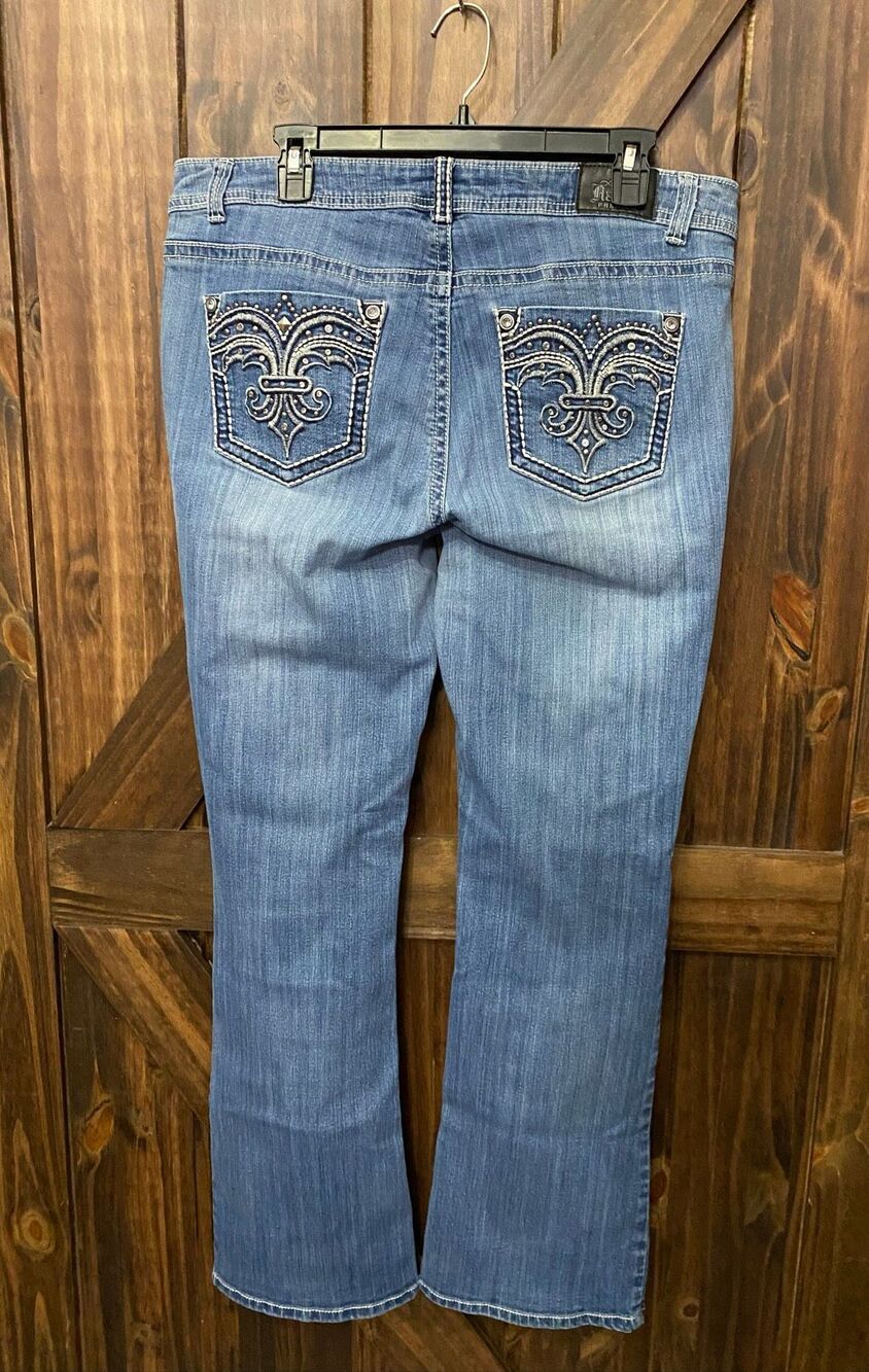 Love Nation Women’s Studded Premium Bootcut Jeans Sz 14